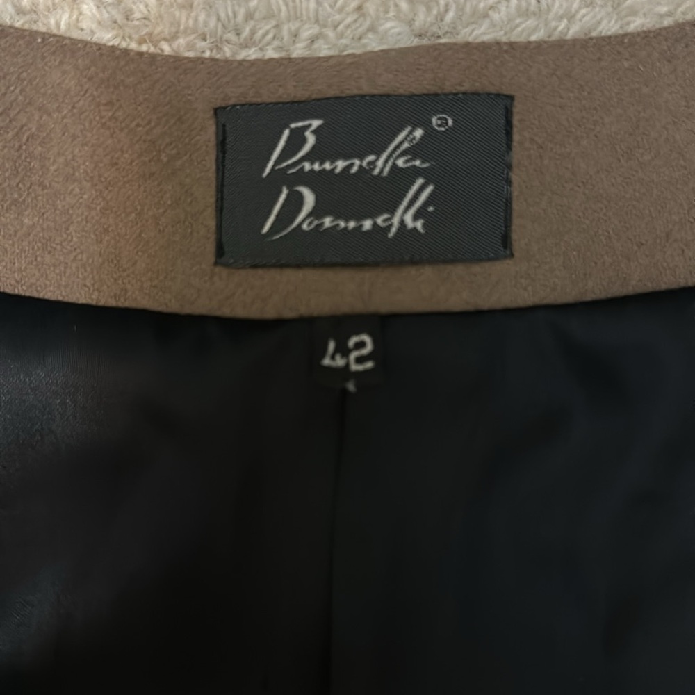 Brunella Blazer - Picture 3 of 7